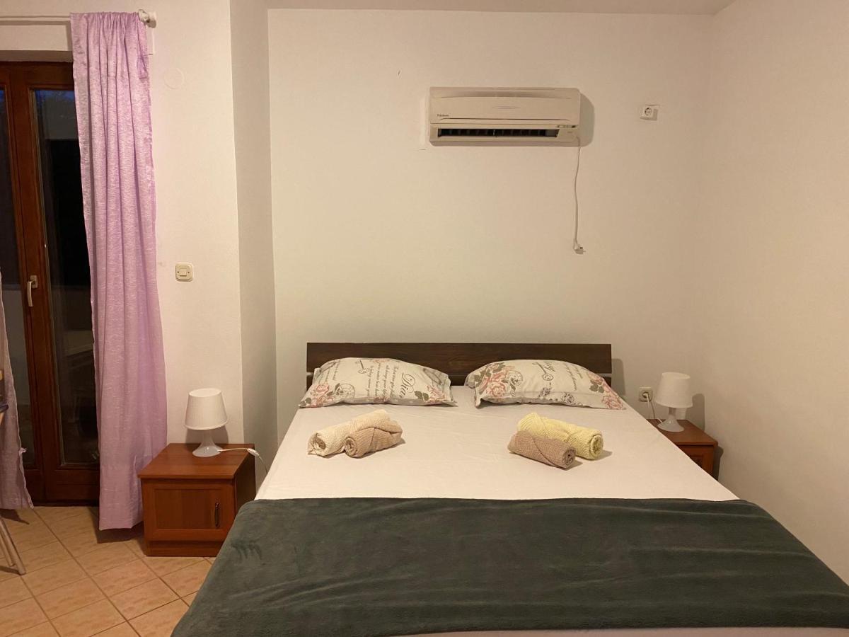 Malinska City Center Room For 2 Exterior foto